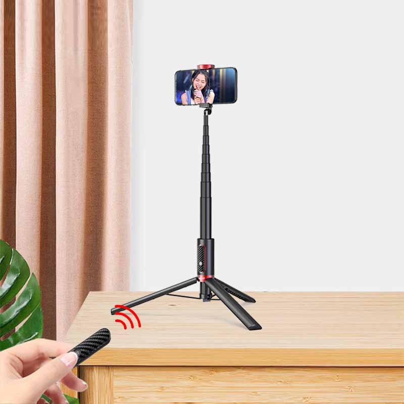 Extended Outdoor Selfie Tripod for Mobile Live